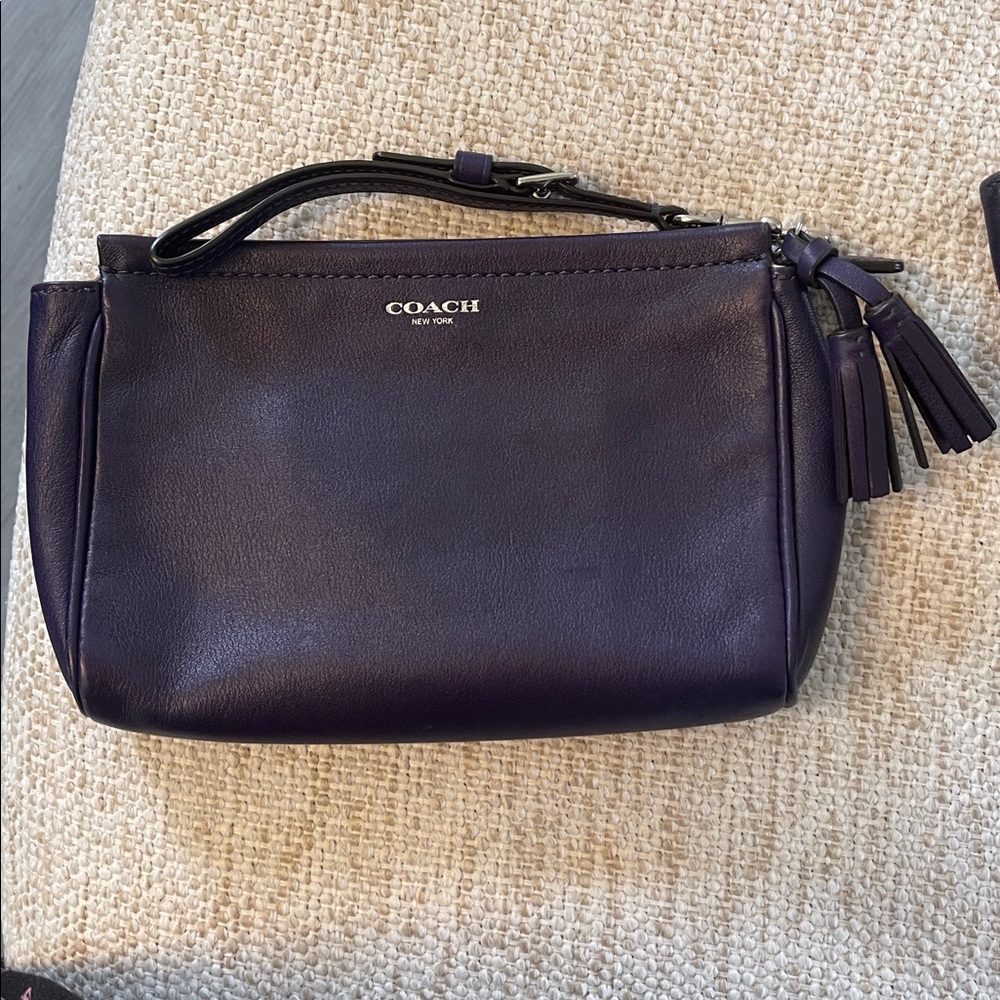 Coach Rare oversized Purple Leather Wristlet w tassles 8.5 x 5.5 x 2" - Picture 2 of 6
